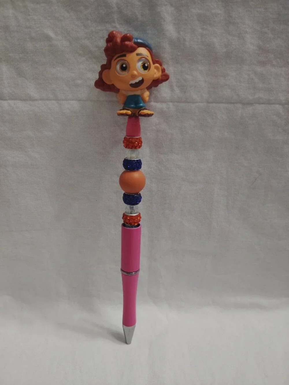 Disney Doorable- Giulia  - Handmade Beaded Pen